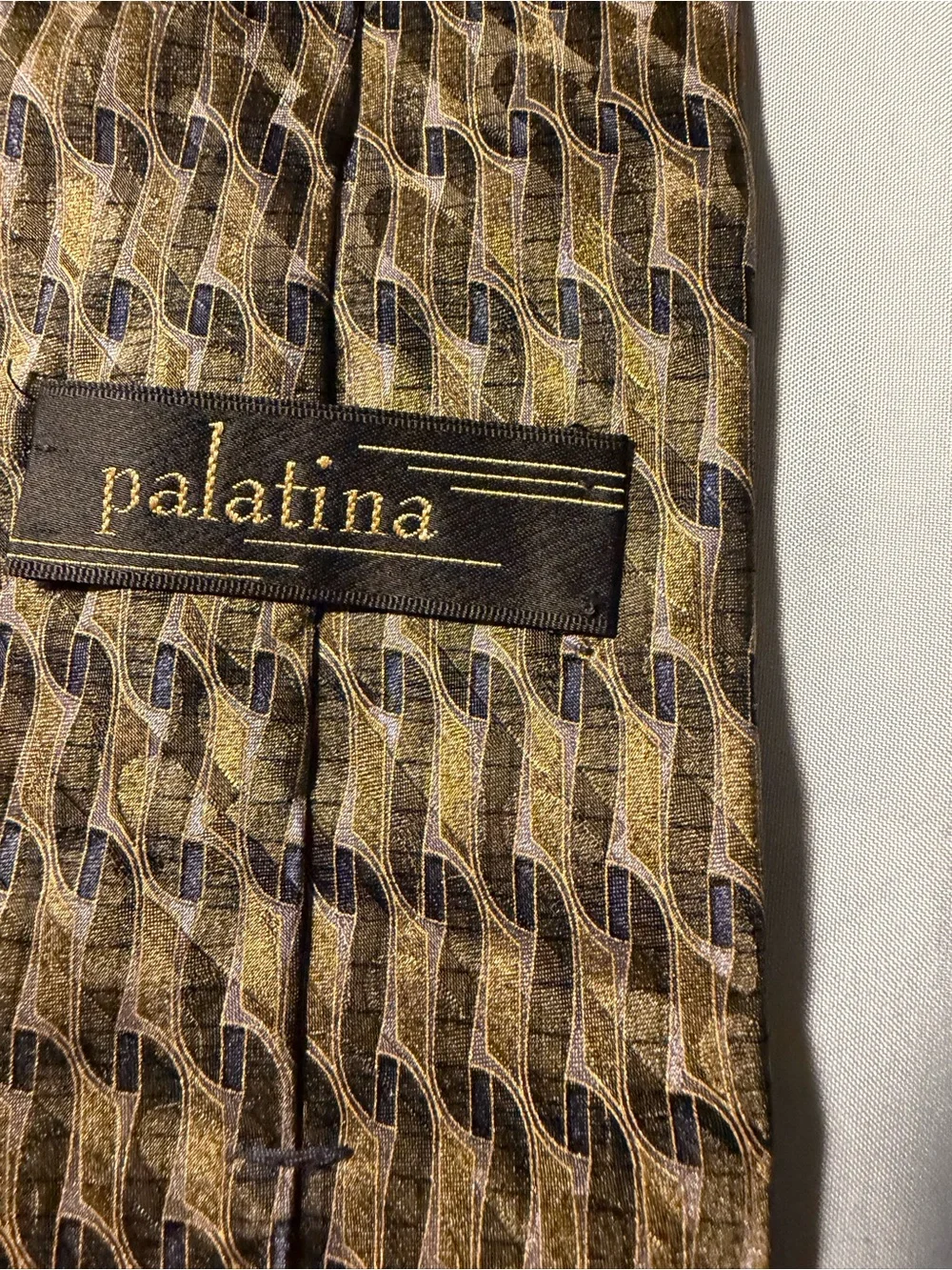 Silk Patterned Men's Tie in Olive Green and Navy - Brand: palatina
